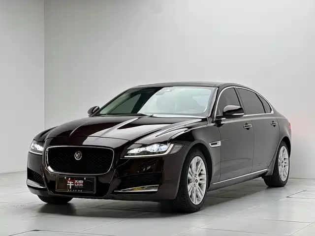 JAGUAR XFL