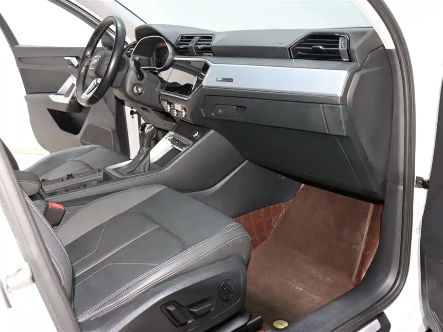 Audi Q3 2019 35 TFSI Progressive Elegance фото 8