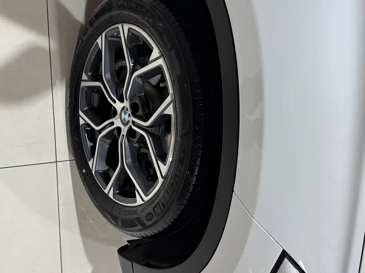 BMW X1 2022 sDrive25Li Leading фото 17