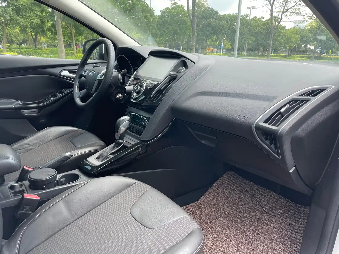 Photo 16 - Ford Focus