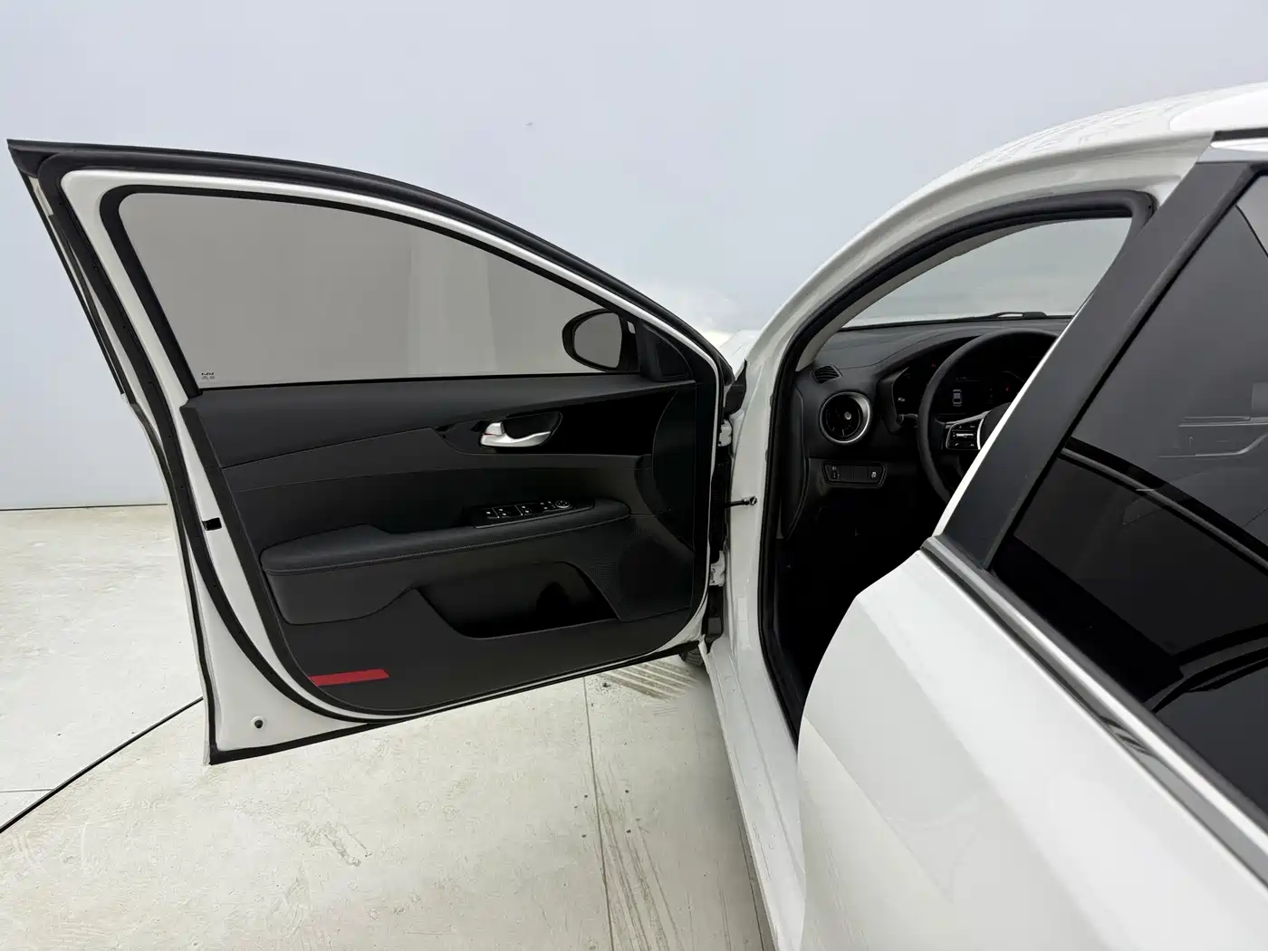 Kia K3 2021 1.5L CVT Fashion Edition фото 21