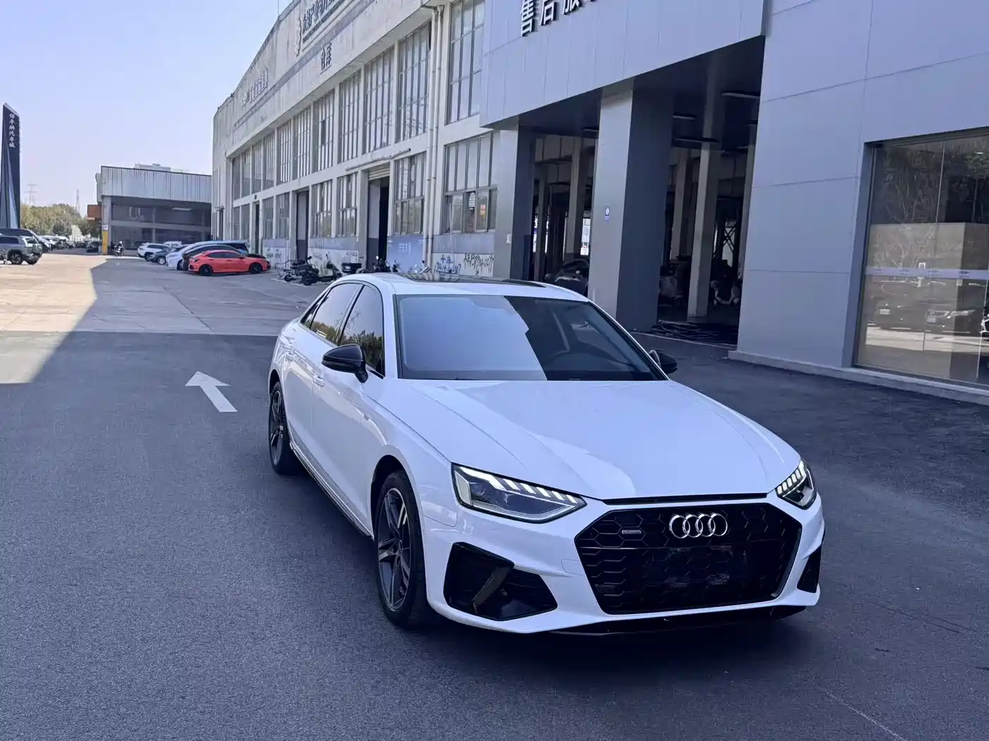 Audi A4L 2022 40 TFSI Fashion Elegance фото 3