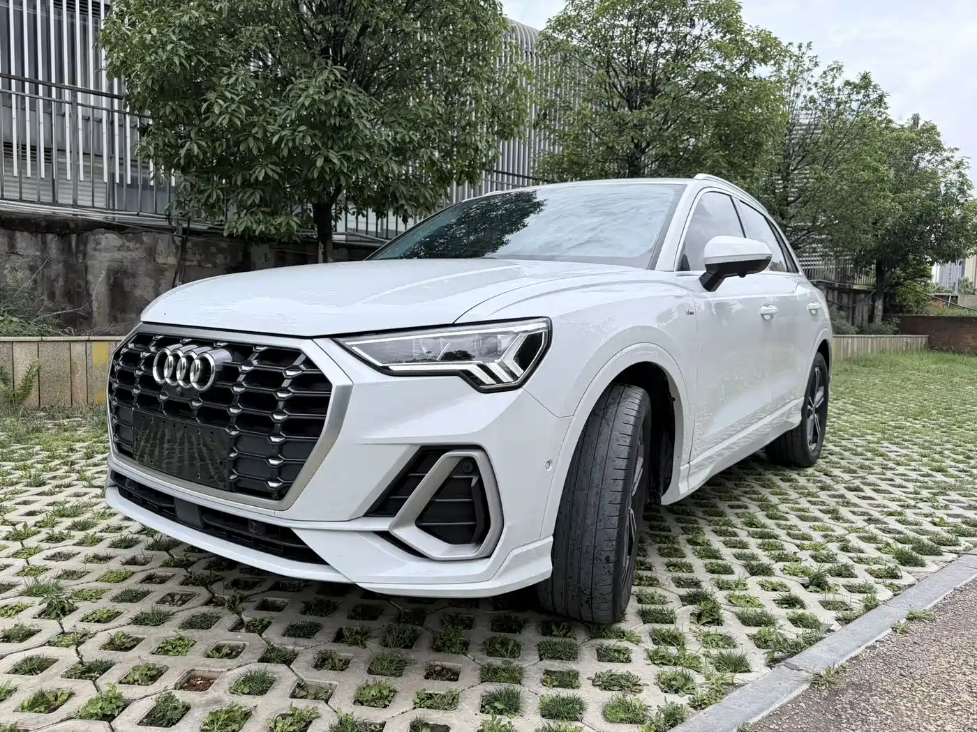 Similar car