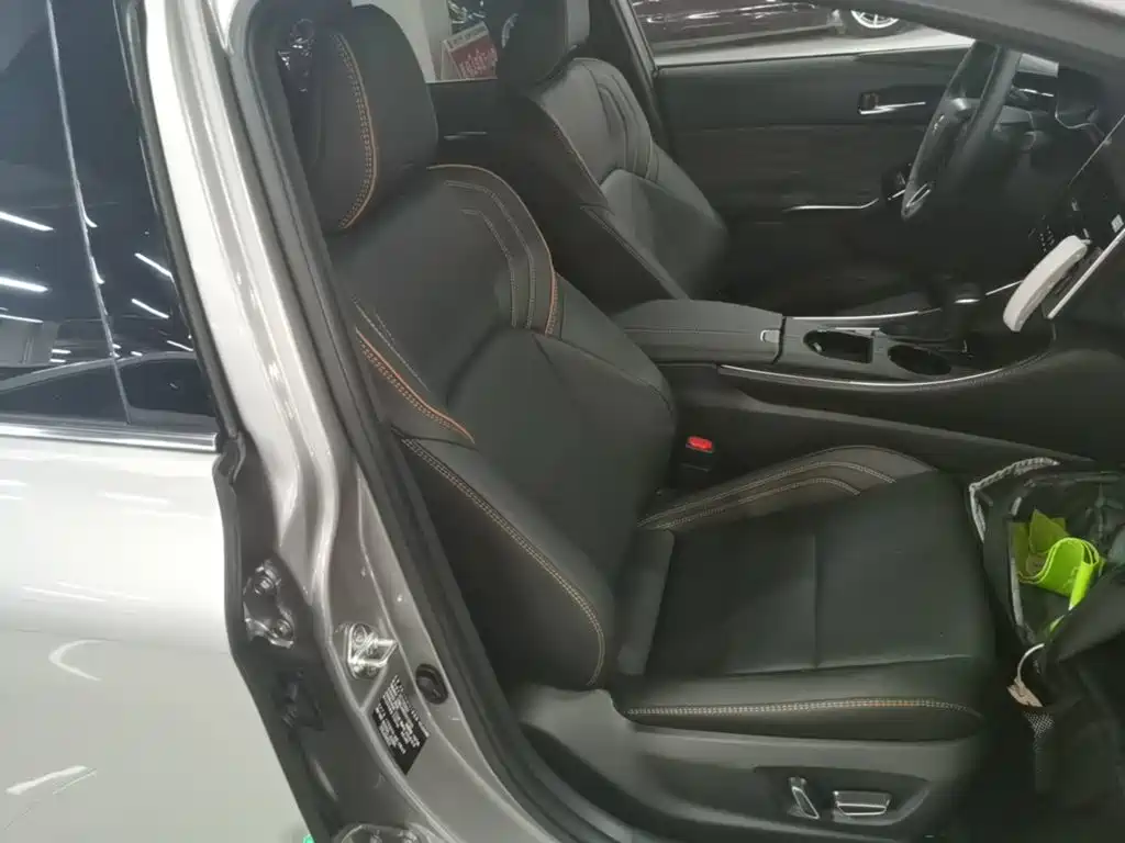 Toyota Avalon 2026 2024 Hybrid 2.0L Luxury Edition
