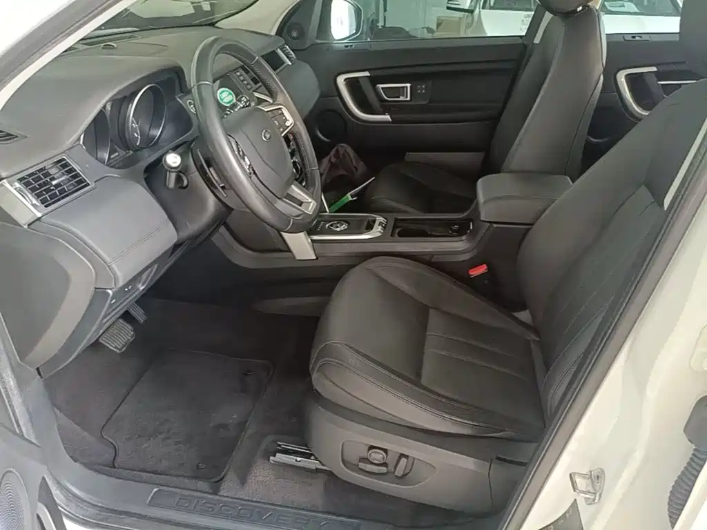 Фото 15 - Land Rover Discovery Sport
