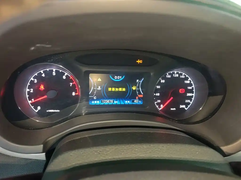 BYD Song 2016 2016 Unrivaled Edition 1.5TI Manual Leading Edition
