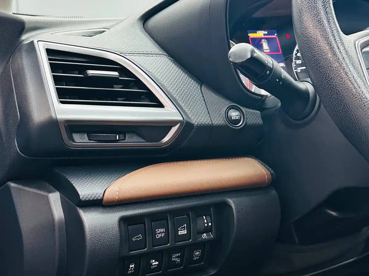 Photo 11 - Subaru Forester