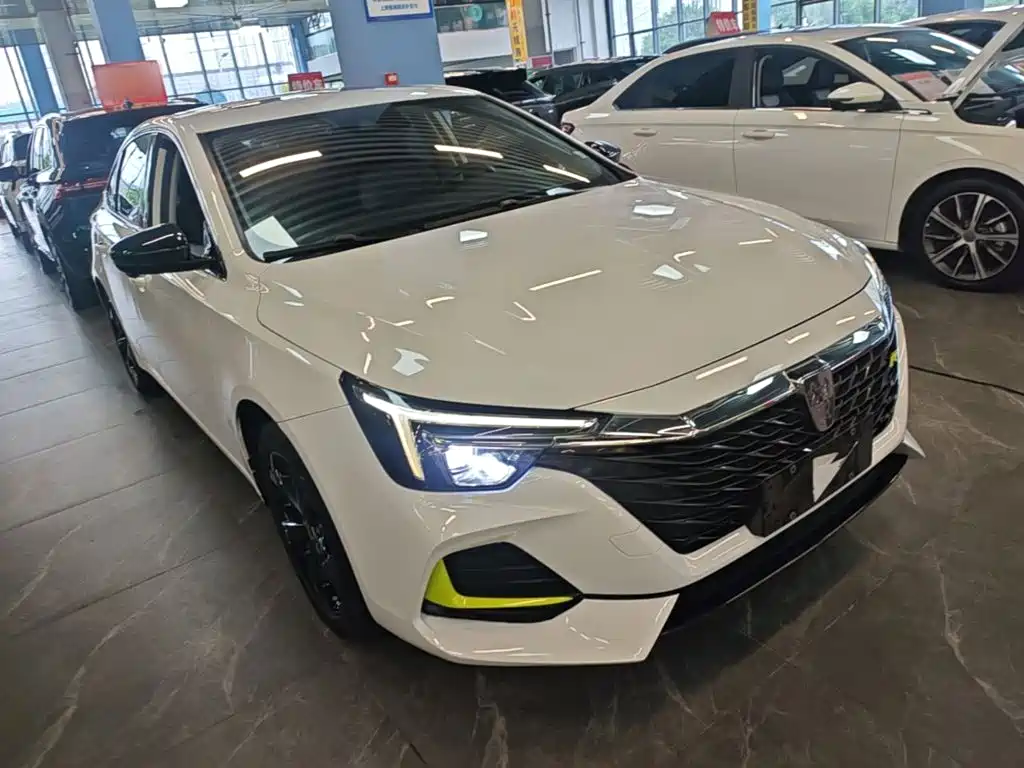 Фото 4 - Roewe i6 MAX