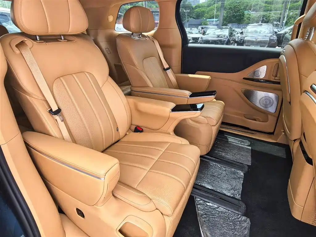 Voyah Auto Voyah Dreamer 2025 Model PHEV 4WD Premium QianKun Edition фото 22