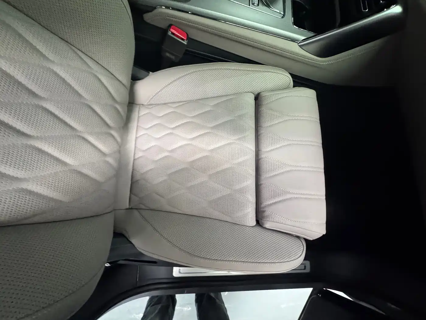 BYD Tang New Energy 2025 Smart Driving Edition DM-i 115KM Flagship фото 15