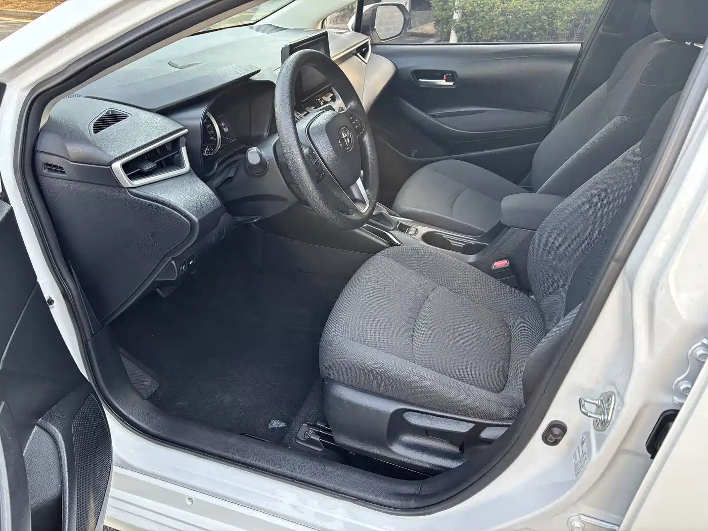 Toyota Corolla 2022 TNGA 1.5L CVT Pioneer Edition фото 13