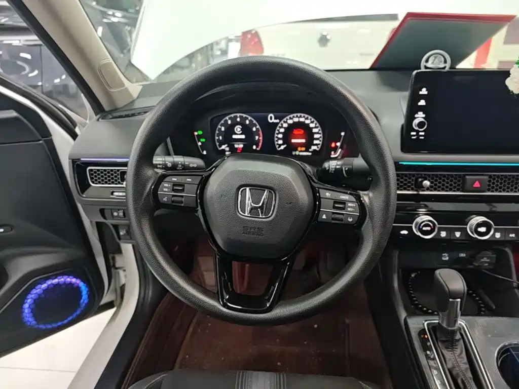 Honda Civic 2025 2025 240TURBO CVT Smart Fun Plus