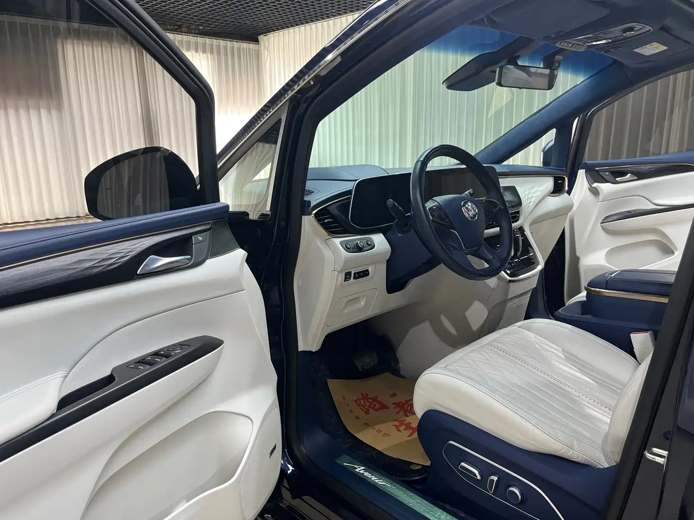 Фото 9 - Buick GL8