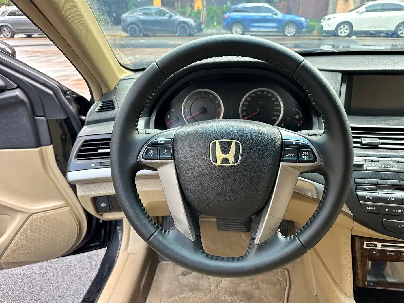 Фото 17 - Honda Accord