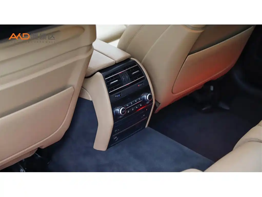 BMW 7 Series 2013 Model 730Li Luxury фото 9