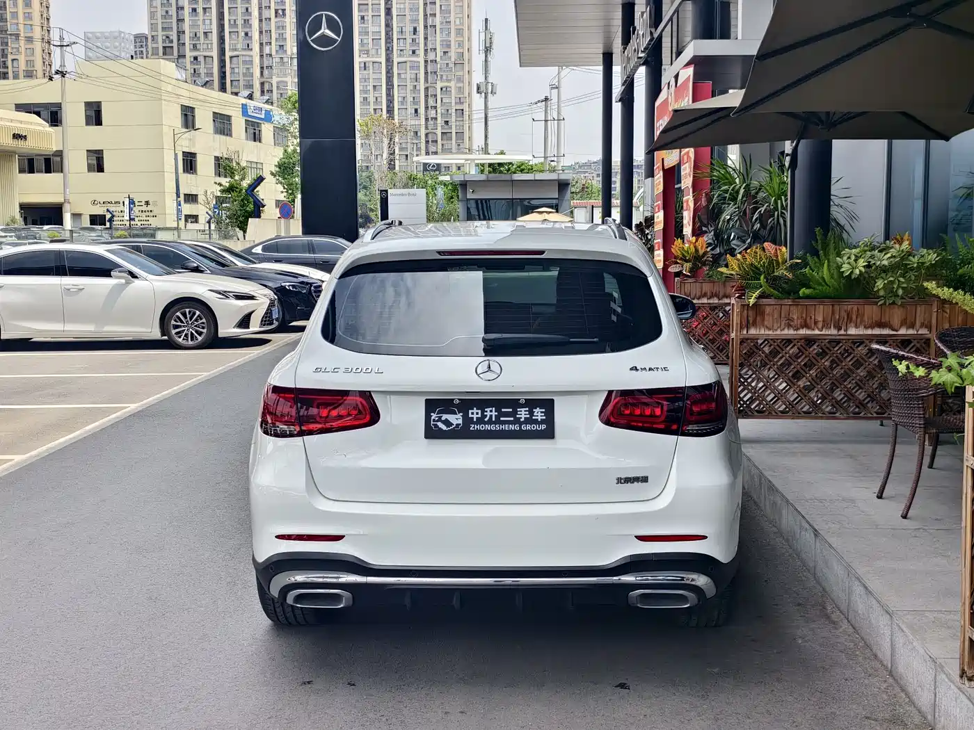 Mercedes-Benz GLC 2021 GLC 300 L 4MATIC Sporty фото 6