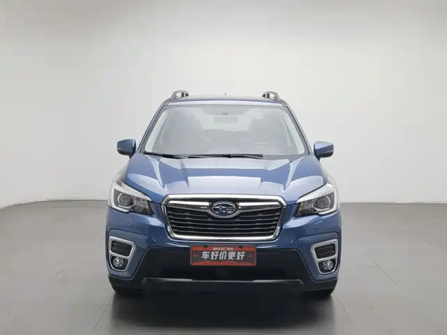 Subaru Forester 2021 2.0i Luxury Edition — фото 3