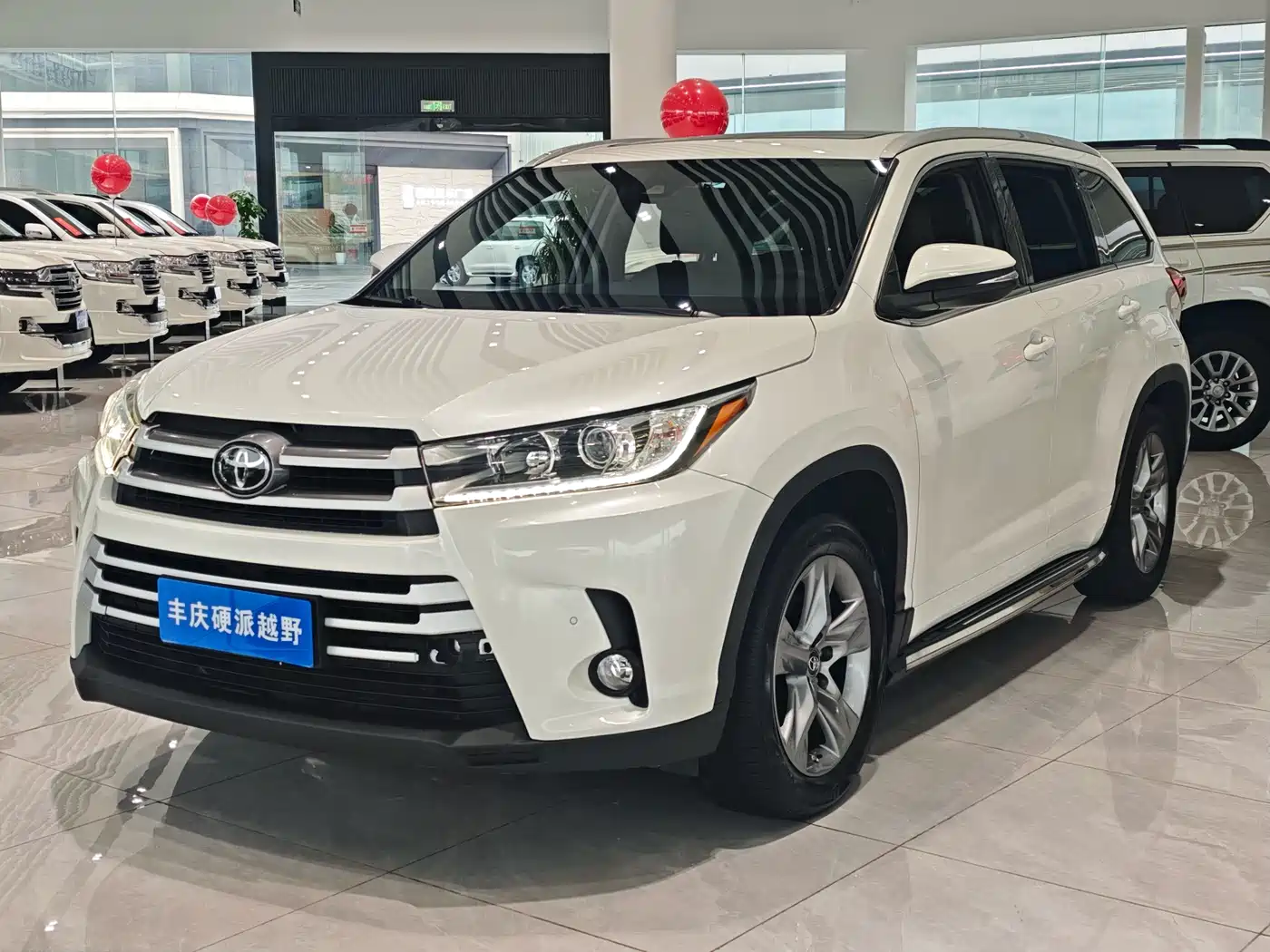 Toyota Highlander 2018 2.0T 4WD Luxury 7-seater (China V)