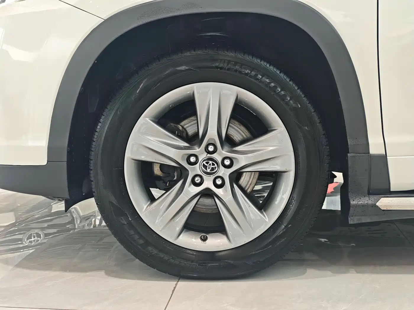 Toyota Highlander 2018 2.0T 4WD Luxury 7-seater (China V) фото 5