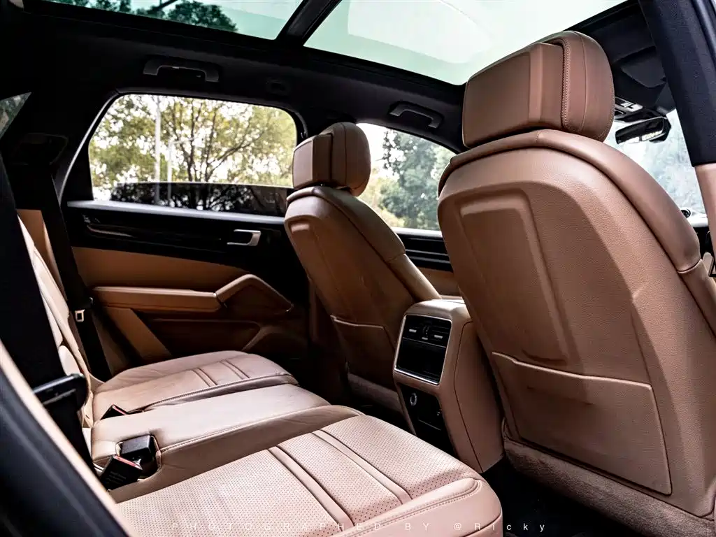 Porsche Cayenne 2018 Cayenne 3.0T фото 12