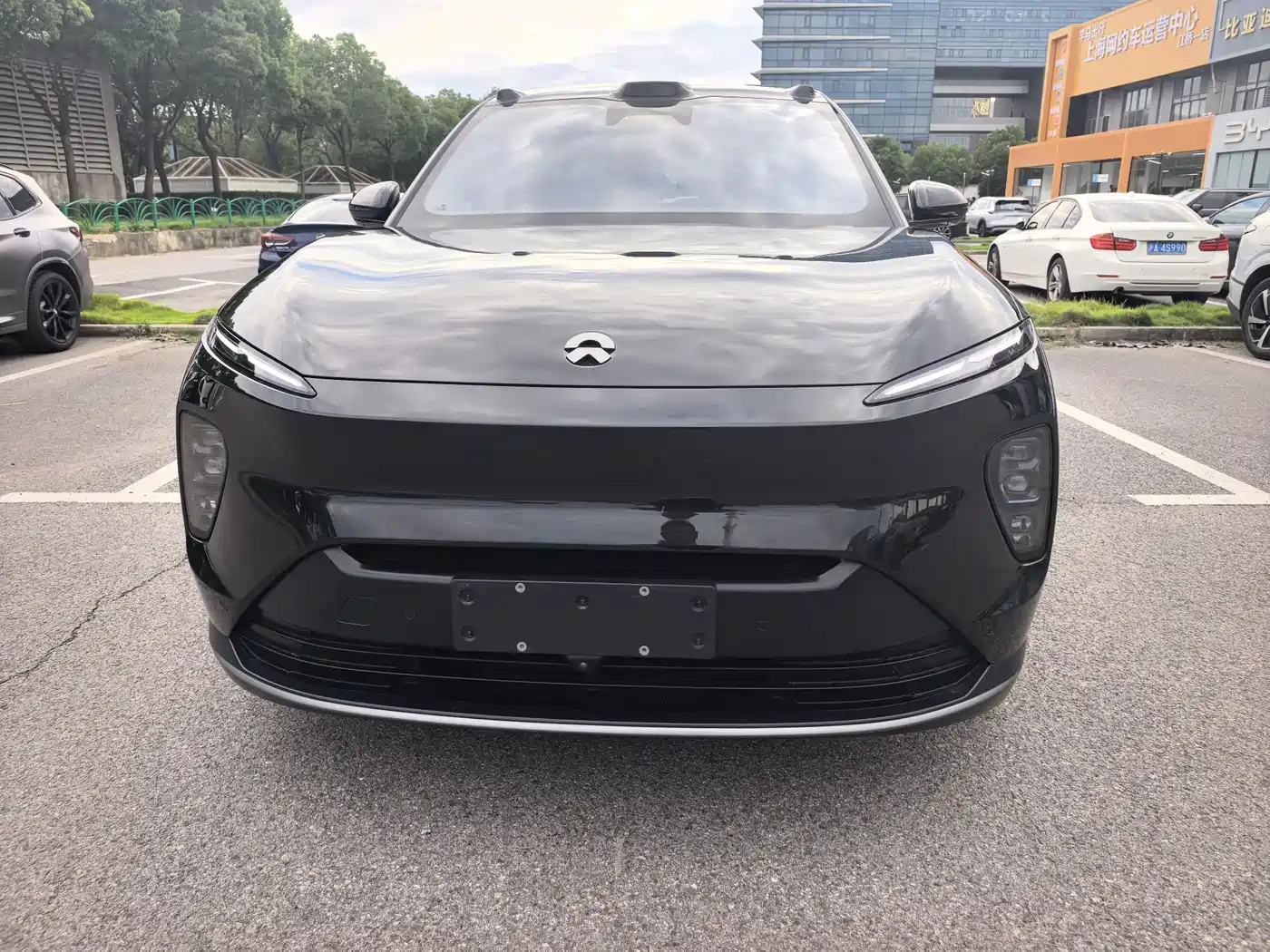 NIO ES8 2023 100kWh Signature Edition