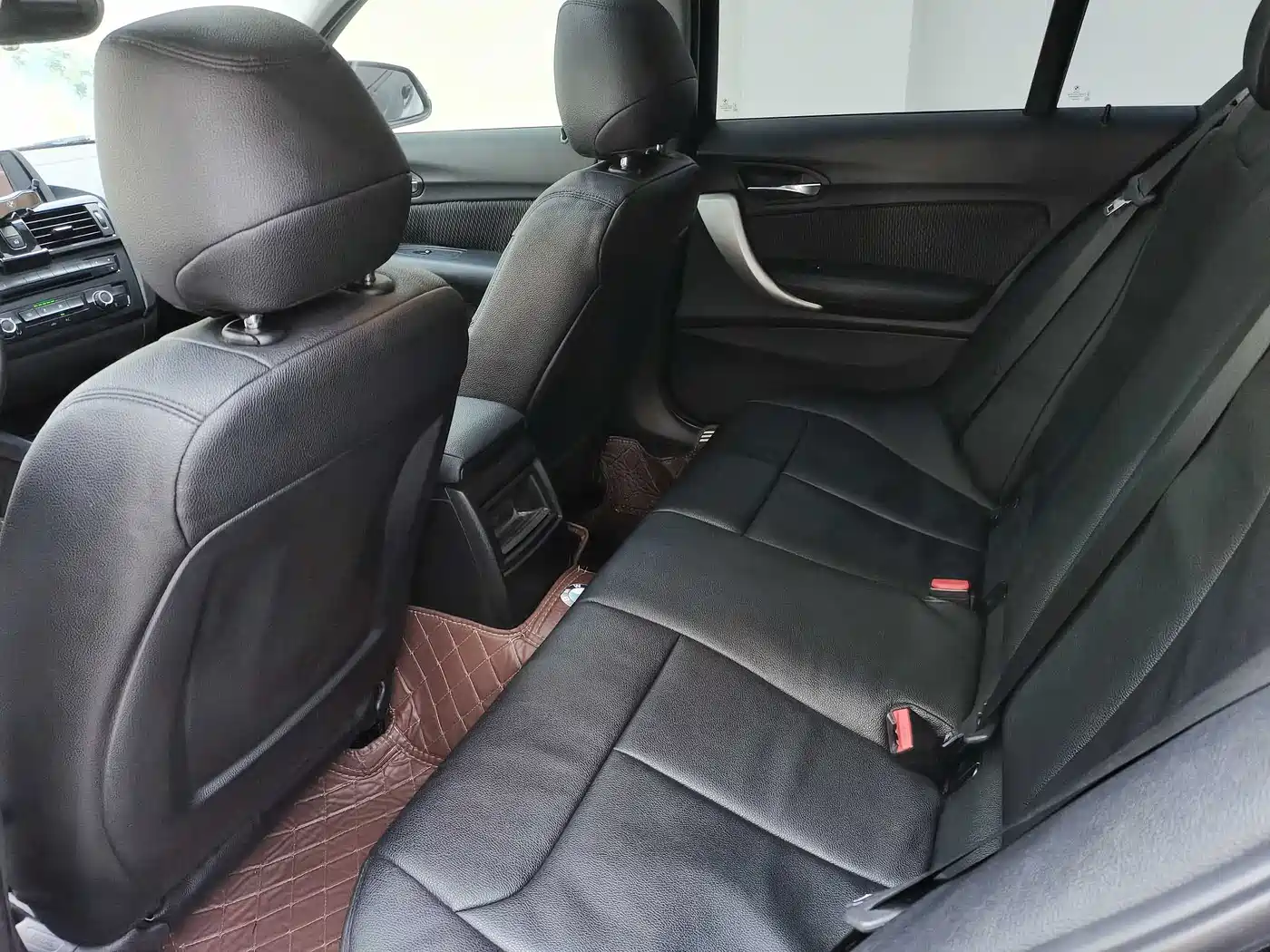 BMW 1 Series (Import) 2013 Facelift 116i Leading Model фото 17