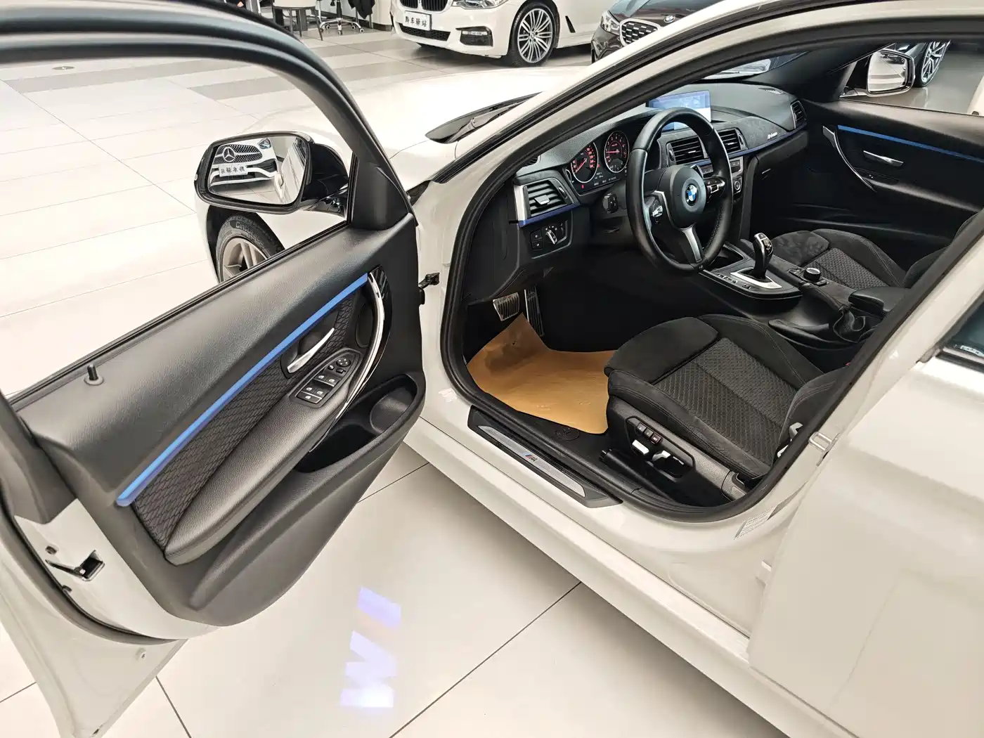 BMW 3 Series 2018 320i M Sport Package фото 5