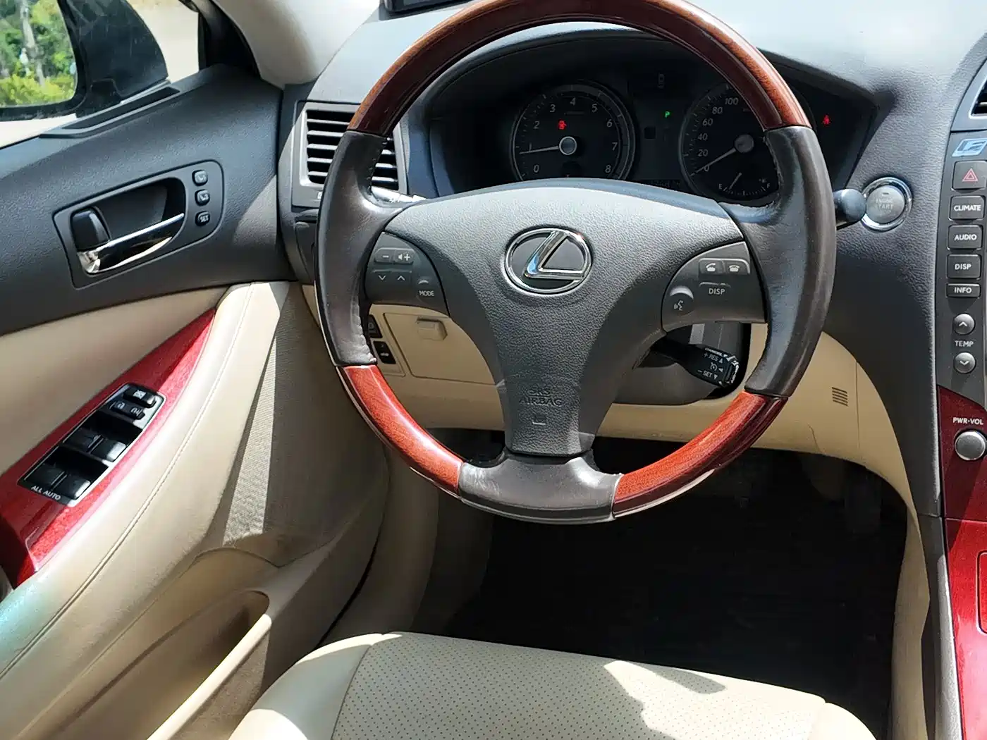 Lexus ES 2010 350 Luxury Edition фото 46
