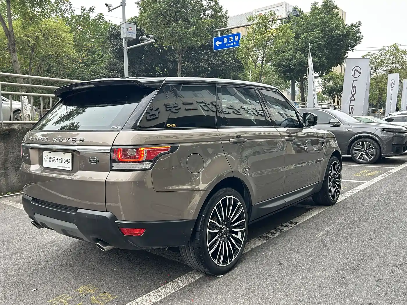 Land Rover Range Rover Sport 2016 Model 3.0 SC V6 SE фото 5