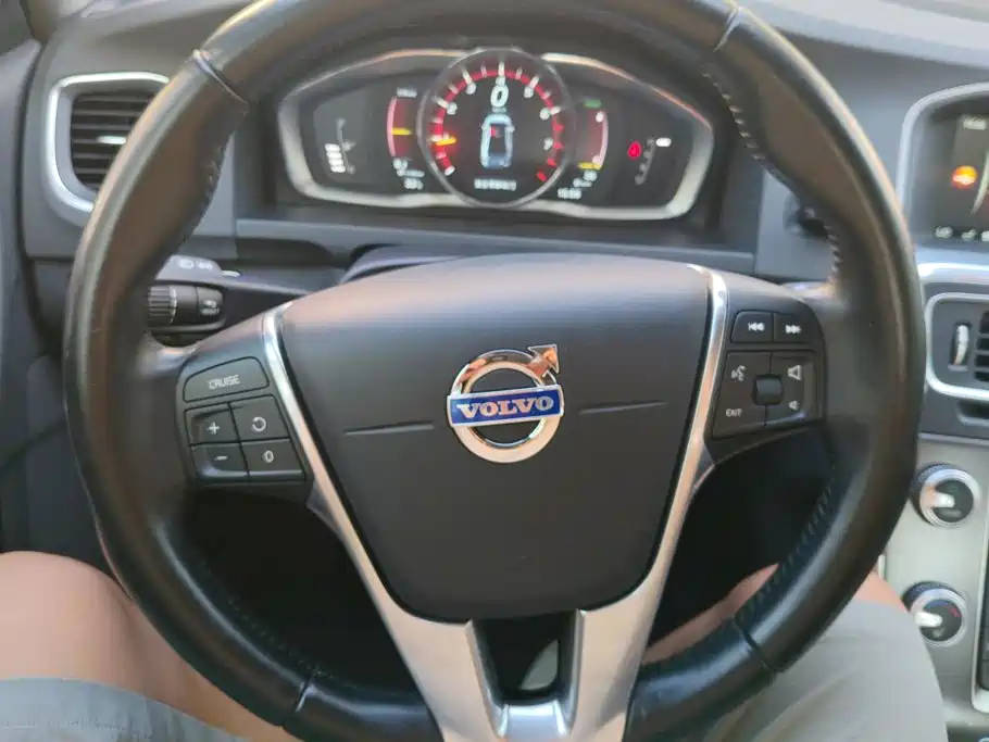 Volvo S60 Plug-in Hybrid 2015 2015 S60L E-Drive Hybrid T6 Intelligent Edition