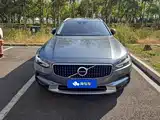 صورة 2 - Volvo V90
