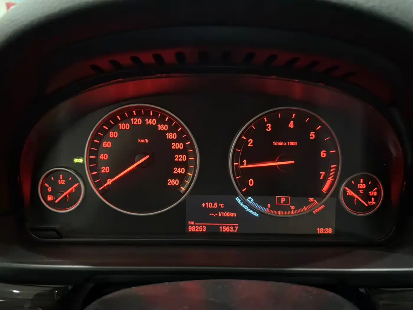 BMW 5 Series 2014 525Li Luxury Design Package фото 7