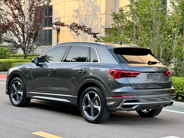 Audi Q3 2023 35 TFSI Fashion Dynamic (1.4T) — фото 4