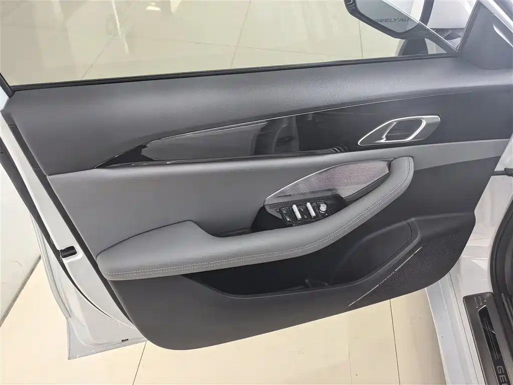 Geely Galaxy Galaxy A7 2025 2025 EM-i 70km Explorer Edition