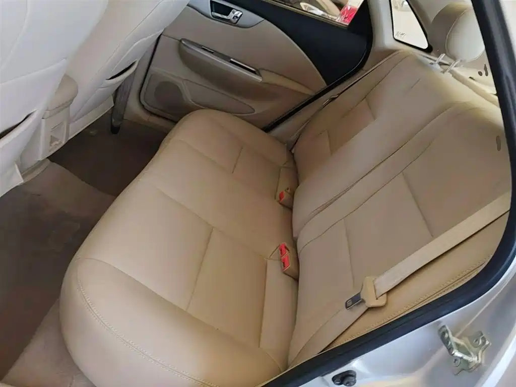 Buick Excelle 2013 1.5L Automatic Classic фото 17