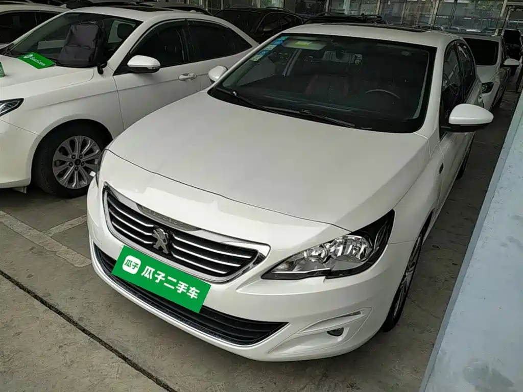 Peugeot 408 2015 Model 1.2T Automatic Luxury Edition