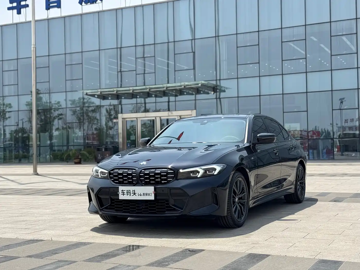 BMW 3 Series 2024 325Li M Sport Shadowline Package фото 3