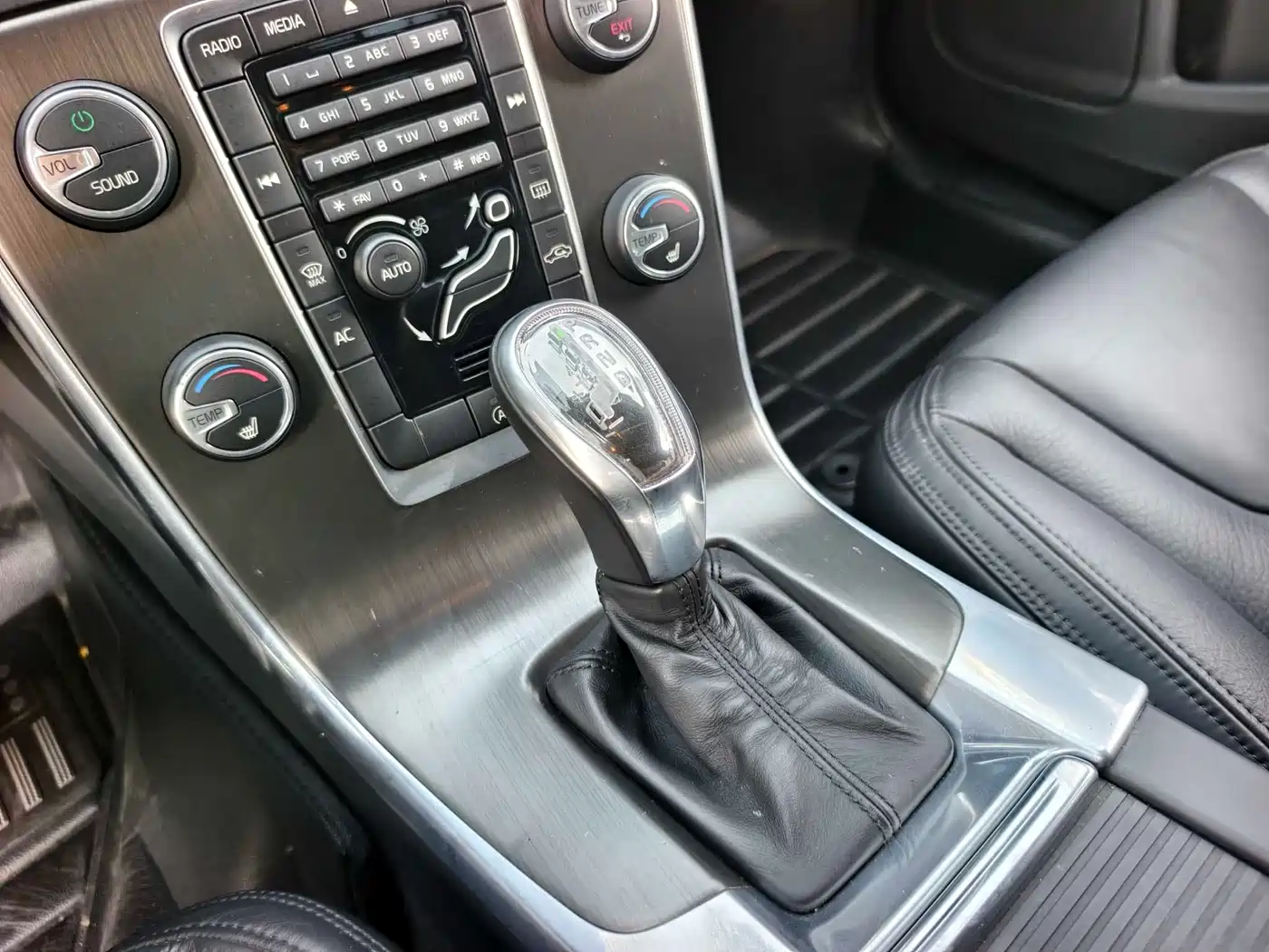 Volvo V60 2013 2013 T5 Prestige Edition