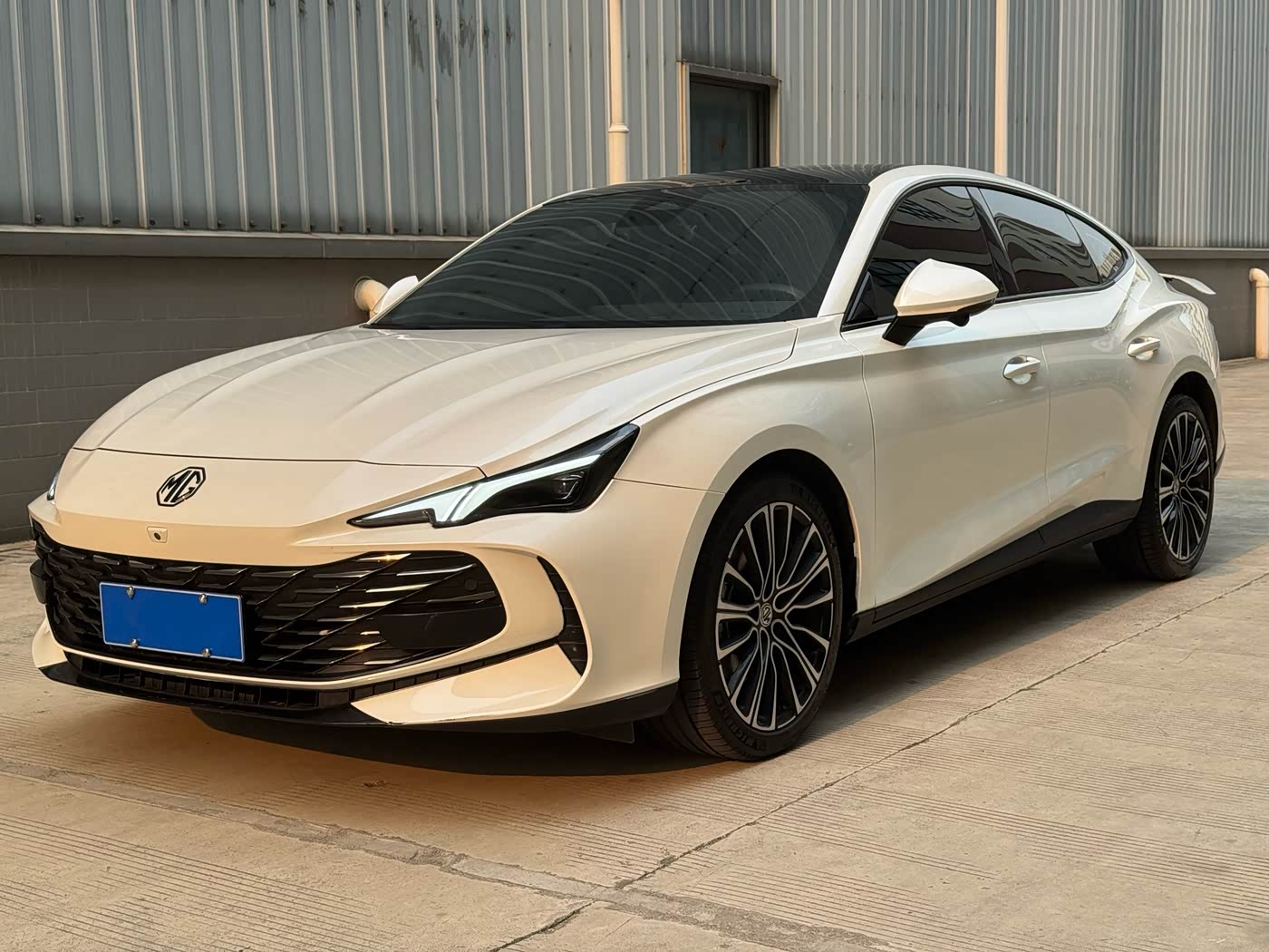 MG MG7