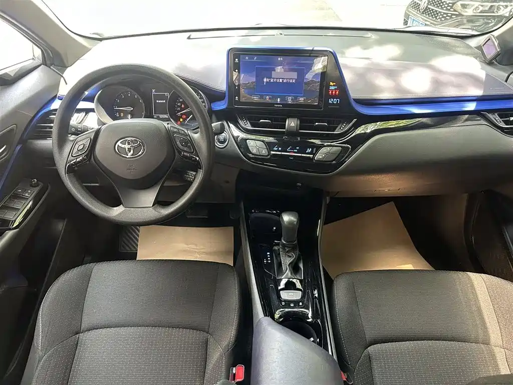 Toyota IZOA 2020 2.0L Yi Xiang Edition фото 8