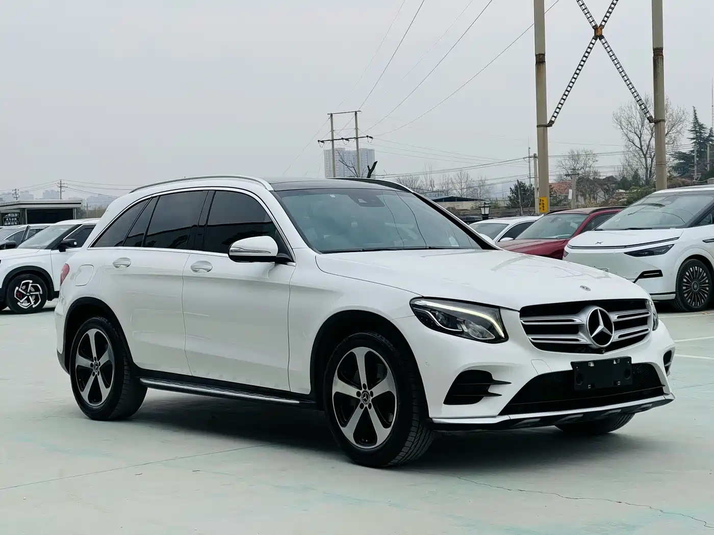 Mercedes-Benz GLC 2018 GLC 260 4MATIC Luxury фото 3