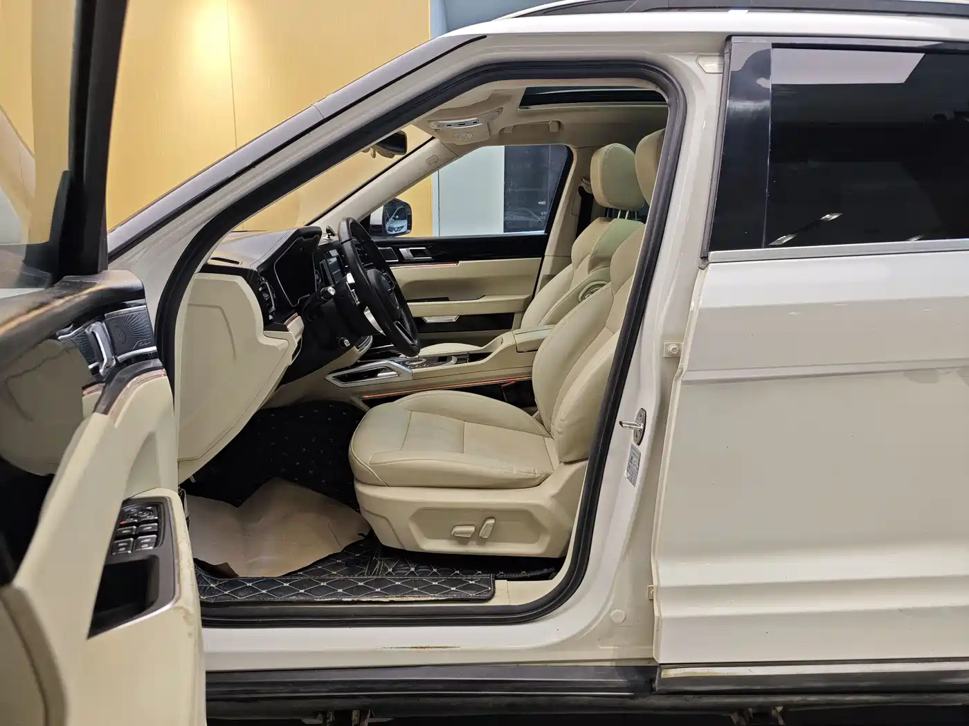 ZOTYE T700