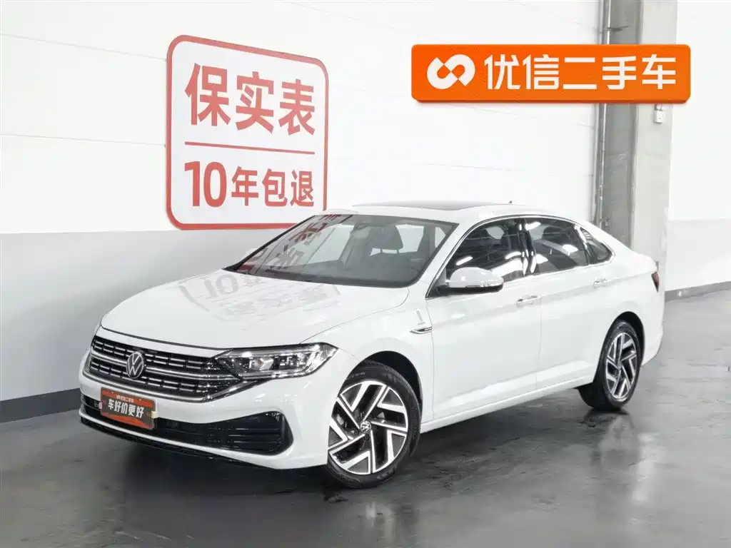 Volkswagen Sagitar 2024 300TSI DSG Surpass Edition