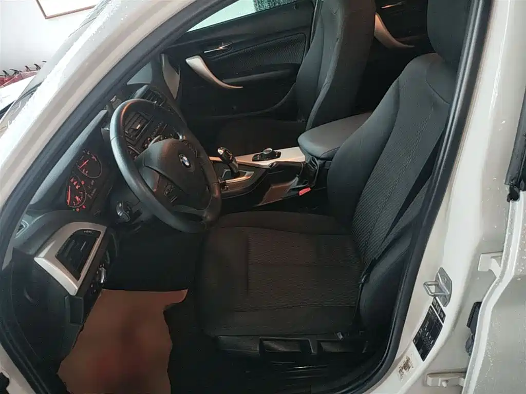 BMW 1 Series (Import) 2013 Facelift 116i Leading Model фото 15
