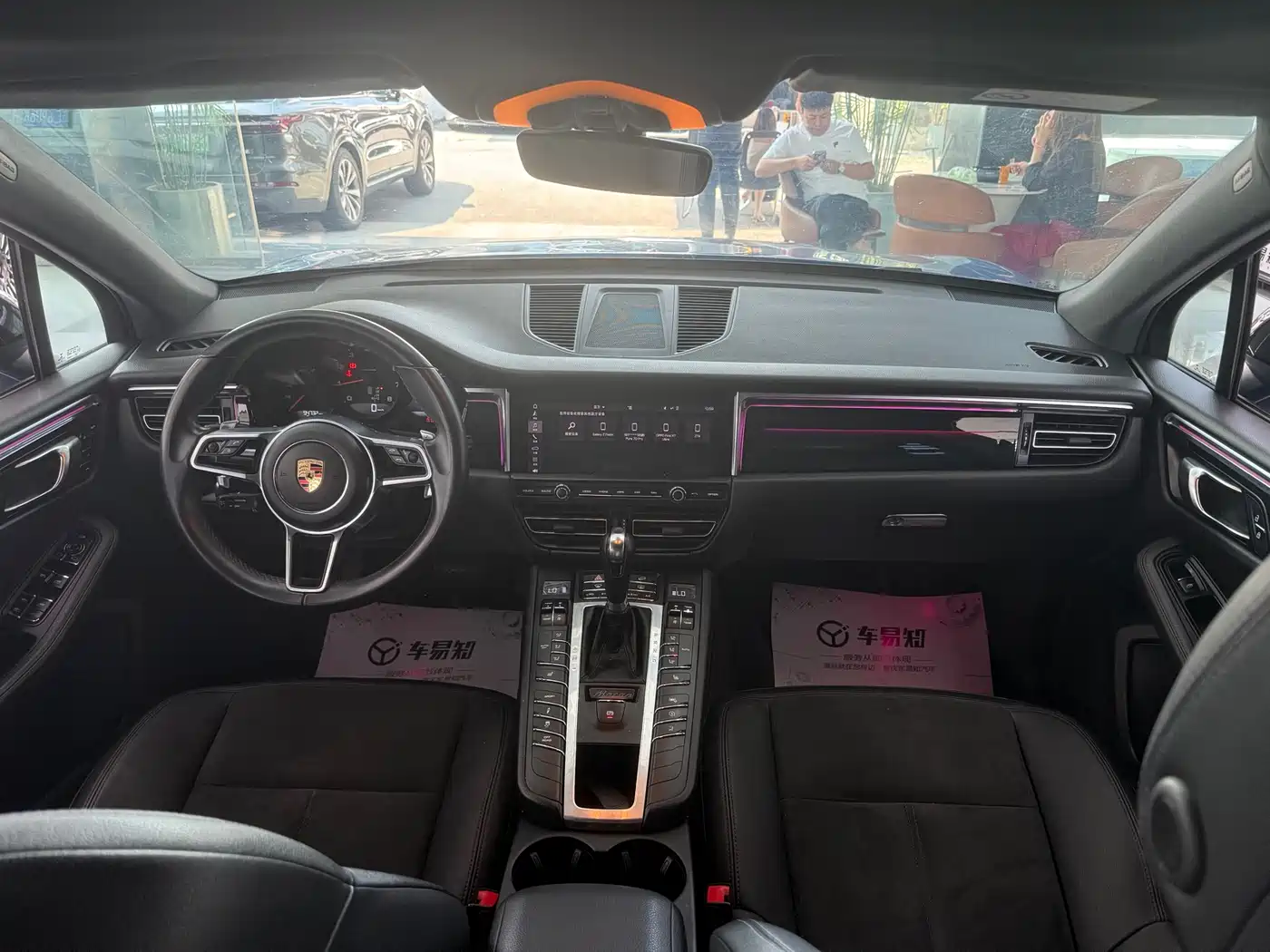 Porsche Macan 2018 Macan 2.0T фото 12