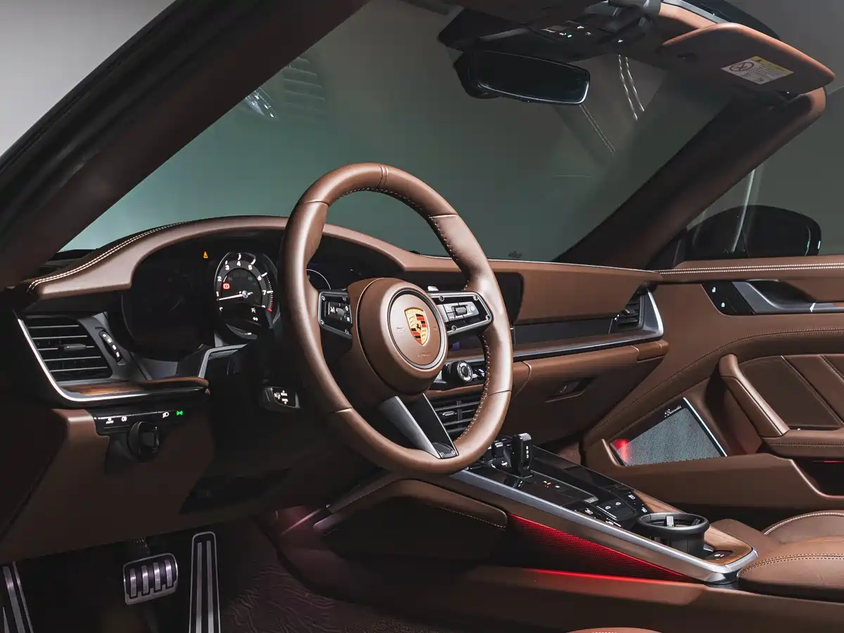 Porsche 911 2020 Targa 4S 3.0T фото 11