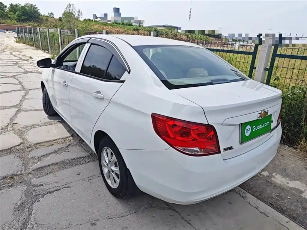 Chevrolet Sail 2015 Sail 3 1.3L AMT Ideal Edition фото 5