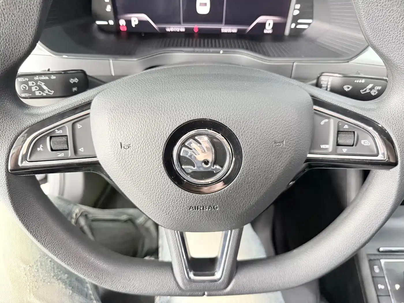 Škoda Superb 2022 TSI280 DSG Premium Edition фото 6