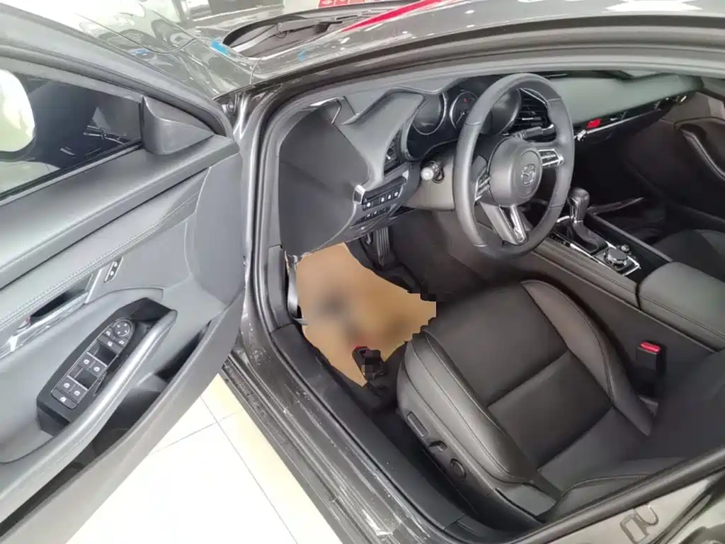 Mazda Mazda 3 2024 2023 2.0L Automatic Premium Edition
