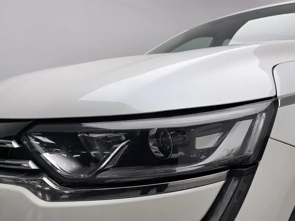 Renault Koleos 2018 2018 2.0L 2WD Luxury Edition